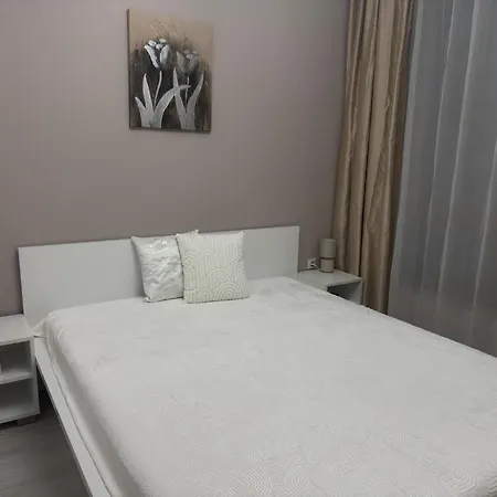 Deluxe South Bay Apartment Varna