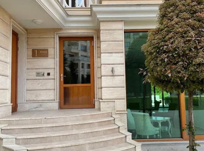 Deluxe South Bay * Warna