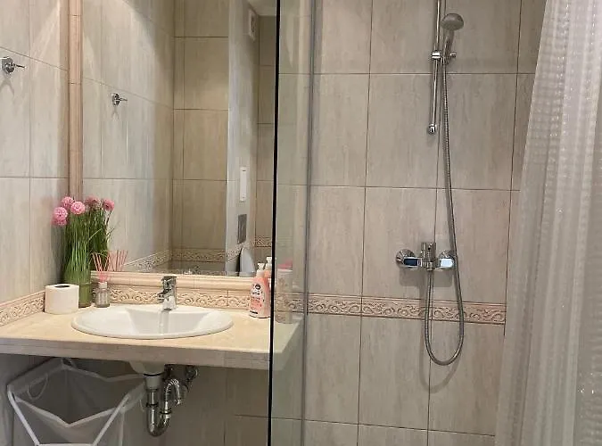 Deluxe South Bay Warna